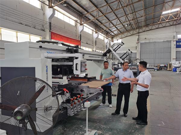 攜竭誠之心 引企業(yè)入寧——寧津縣長(zhǎng)官鎮(zhèn)赴粵招商聚焦機(jī)械設(shè)備研發(fā)